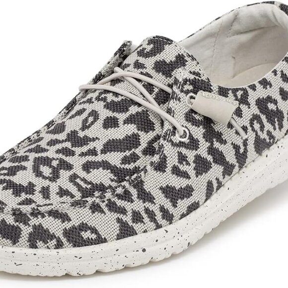 Womens Slip-On Loafers Grey Cheetah Print Lightweight Comfort Size 6 - Picture 1 of 5